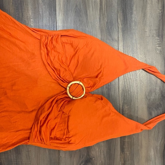 Banana Republic NWOT Orange Halter Neck Top With Wood Buckle Detail - Picture 2 of 7